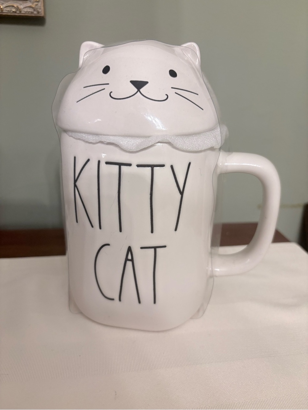Rae Dunn KITTY CAT Mug w/ Cat
Kitten Topper - NWOT